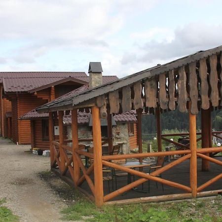 Sadyba Predkiv Boekovel Buitenkant foto