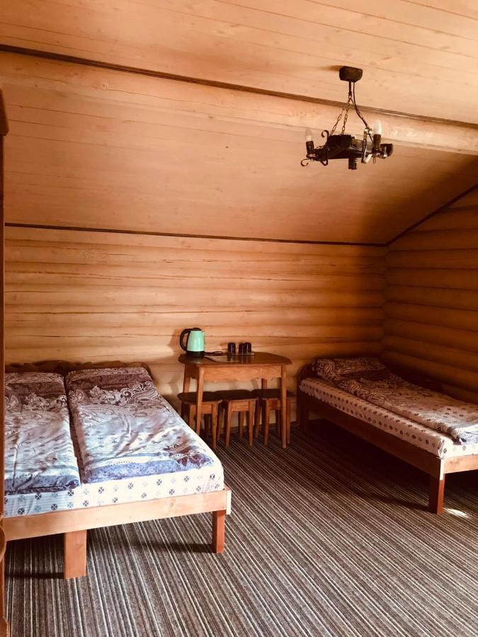 Sadyba Predkiv Boekovel Buitenkant foto